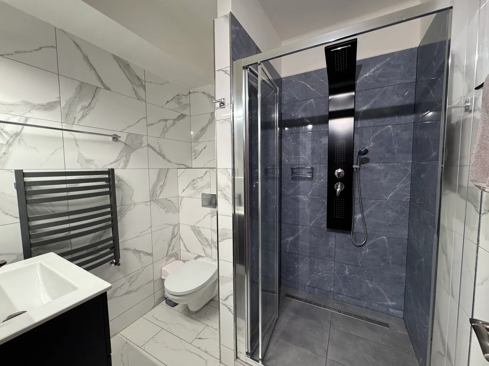 Koupelna — moderní sprcha